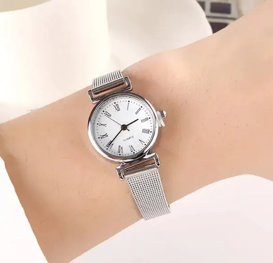 Elegant Design Ladies Watch